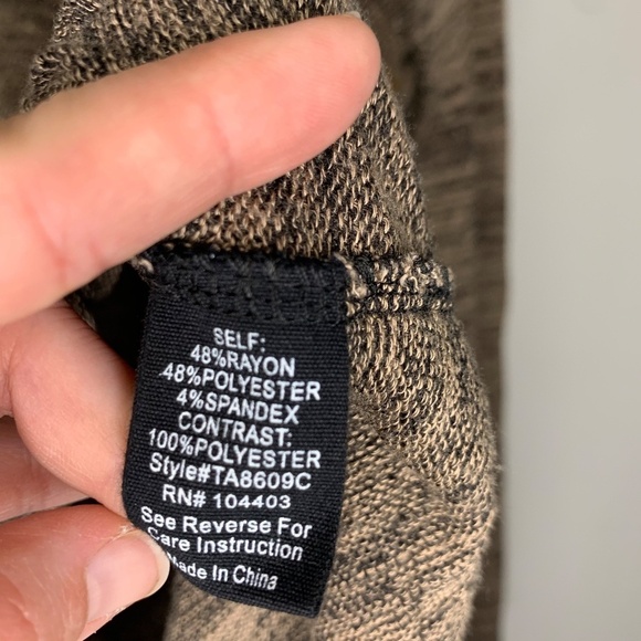 Sweet Wanderer Soft Knit Sweater w/ Side Buttons - Picture 9 of 11